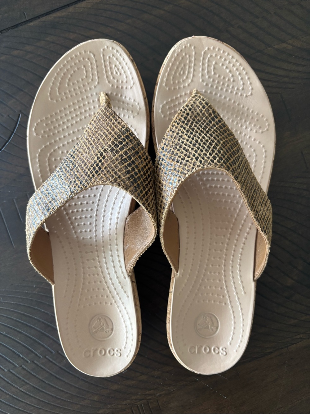 Crocs Women's Flip Flops Sandals Snake Print Beige Size 9